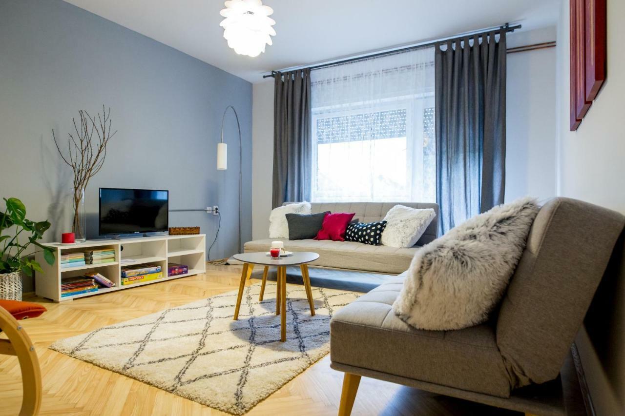 Apartmani Grlice II Varaždin エクステリア 写真