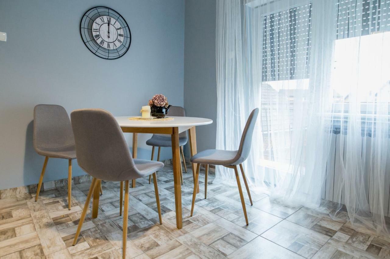 Apartmani Grlice II Varaždin エクステリア 写真